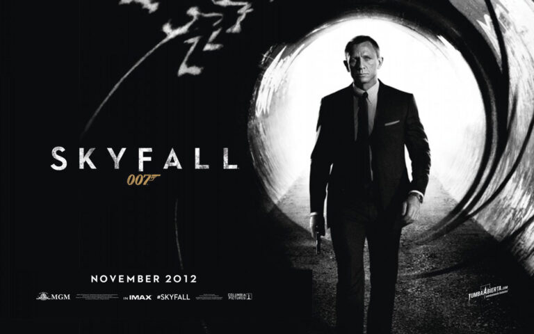 James Bond dalam Skyfall - Review Film Agen 007